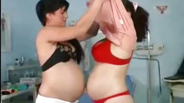 BDSM سخت گی با استفاده از موم داغ سکس پیرزن پیرمرد و شلاق