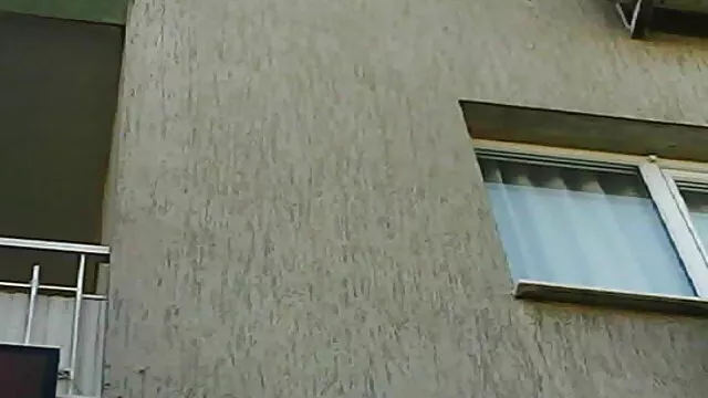 ملکه زیبایی بعد از مهمانی سکس پیرزن با پسر پیچ خواهد خورد.
