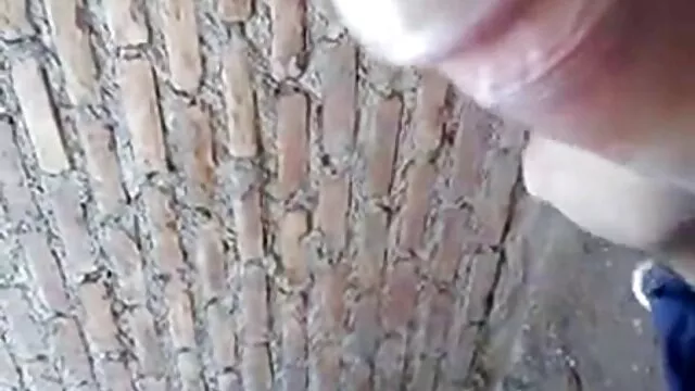 نامادری سوپر پیرزنها اعضای ناتنی را می بیند و جریان می یابد.