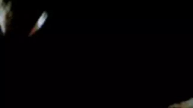 ورزش سکسی پیرزنها های برهنه برهنه از خودارضایی در آشپزخانه.