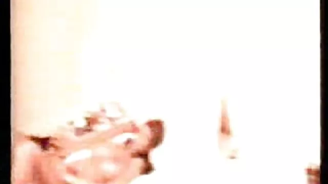 آن حرامزاده یک زن سیاه پوست جوان را سرخ دانلودسکس پیرزنها کرد.