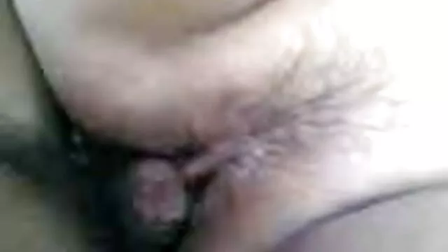 دختر سینه سکسپیرزن های کوچکی دارد.