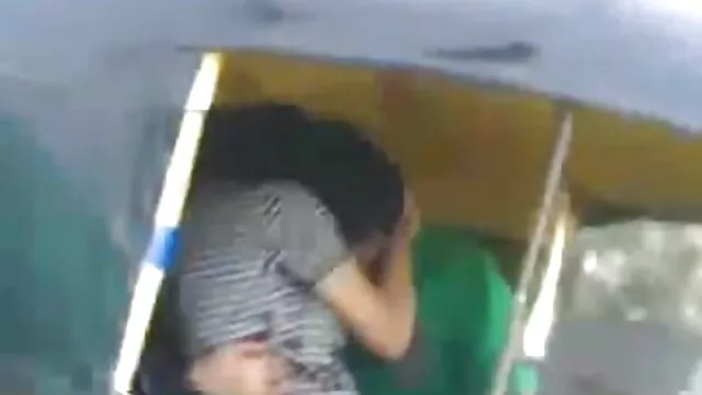 معلم به شما نشان می دانلودسکس پیرزنها دهد چگونه عشق ورزیدن.